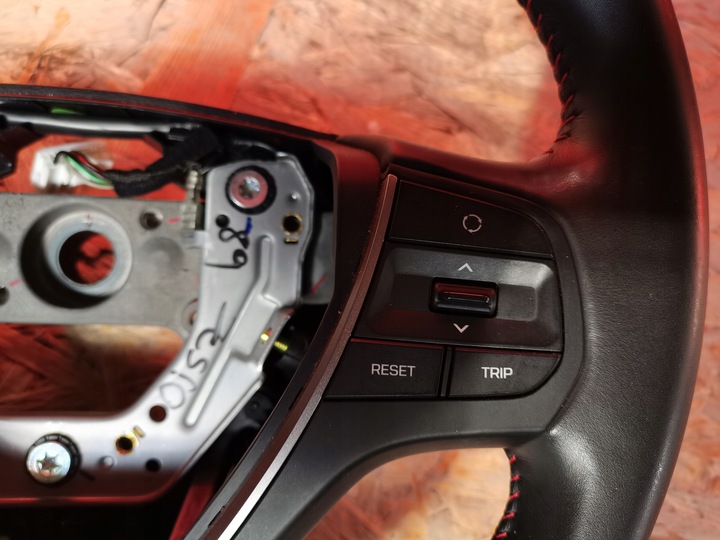 фото №8, Hyundai i20 ii кермо шкіряний синя nić