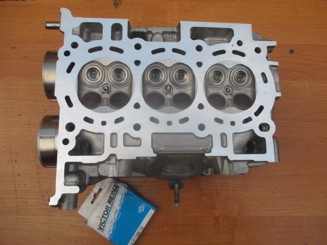 фото №11, Dacia renault nissan 1.0 sce b4de411 b4db410 головка запчастини клапан всмоктуючий