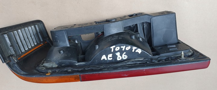 фото №13, Лампа задня праві зад nissan sunny b11 sedan оригінальний номер eu