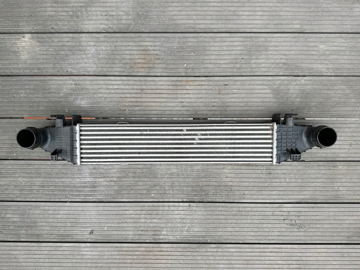 фото №1, Mercedes w204 c-klasa радиаторов интеркулер a2045000000