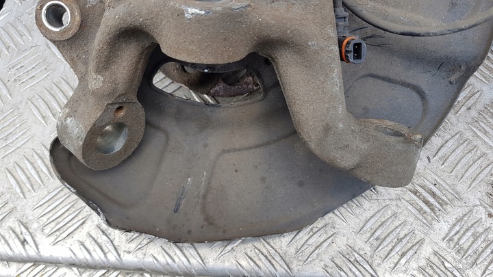 фото №11, Mercedes w212 2.2 cdi поворотна опора ступиця перед ліва lub права датчик abs