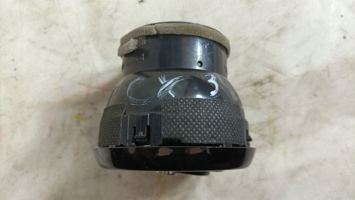 фото №12, Mazda cx3 15- решітка повітропровід консолі usa d09w64730