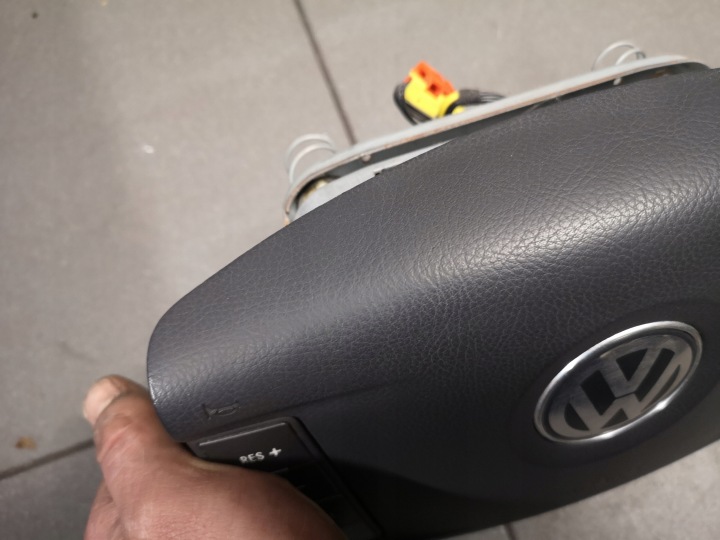 фото №7, Подушка подушка  кермо vw phaeton 3d0880201bl