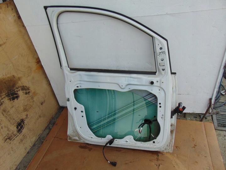 фото №9, Дверь левая перед vw caddy iii рестайлинг 2010-2015 белый lb9a