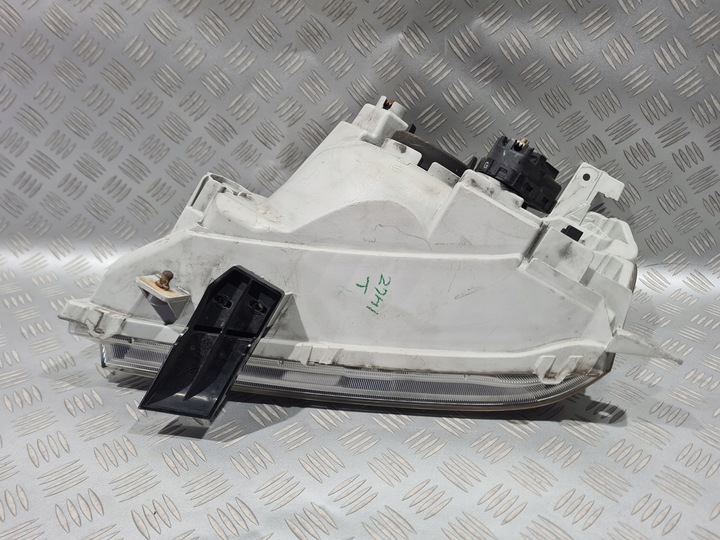 фото №10, Лампа правая передняя suzuki vitara ii англичанин