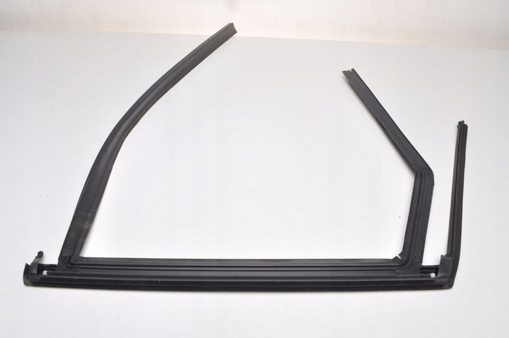 фото №6, Volvo xc60 ii планка прокладка дверь левый зад задняя левая 31856284