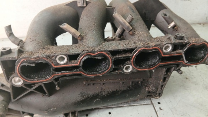 фото №7, Колектор впускний  ford focus mk1 1.6b 98-04r sedan xs4e-9424ee