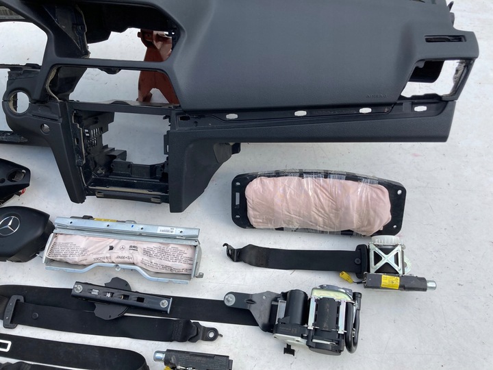 фото №7, Mercedes w207 панель капот консоль подушки ремені