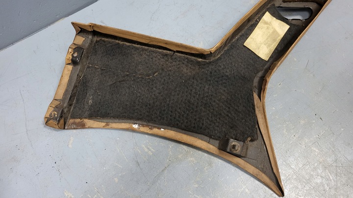 фото №7, Защита стойка c кремовый mercedes w123 универсал