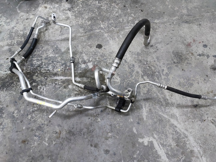 фото №1, Citroen peugeot комплект przewodówv провода кондиционера 9831702080