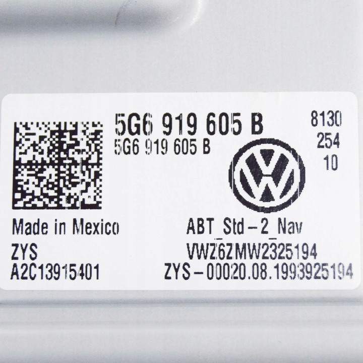 фото №9, Volkswagen tiguan 2019 монитор / дисплей / экран