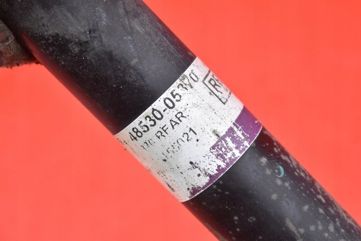 фото №8, Амортизатор правые зад 48530-05370 toyota avensis t27 1.6 132 km sedan 09-11