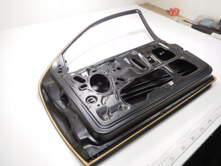 фото №13, Дверь передние правые ford focus 98-05 sedan 3p оригинальный номер 1430143
