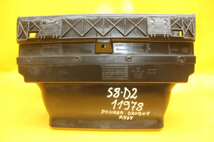 фото №8, Рамка консолі панелі розподільчої audi a8 s8 d2 4d0857007c nr11978
