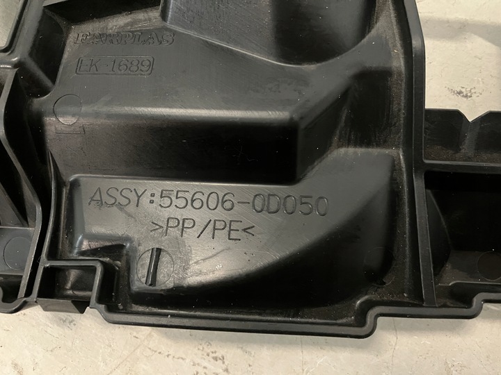 фото №8, Yaris iii рестайлінг захист pod консоль панель приладів ліва