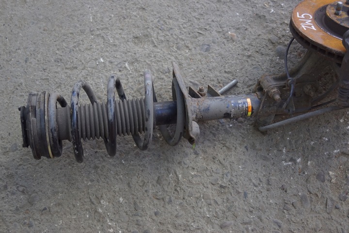 фото №5, Поворотный кулак левый перед nissan qashqai j10 2.0 dci