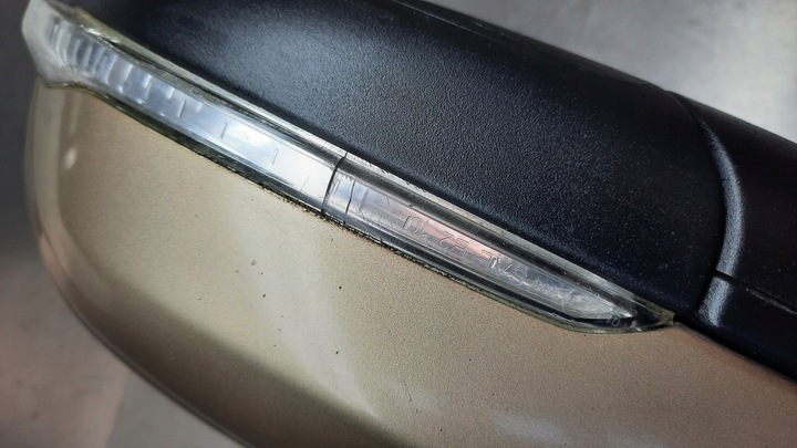 фото №12, Зеркало левая 8 pin 30799051 volvo v60 s60 ii 10-18r uk