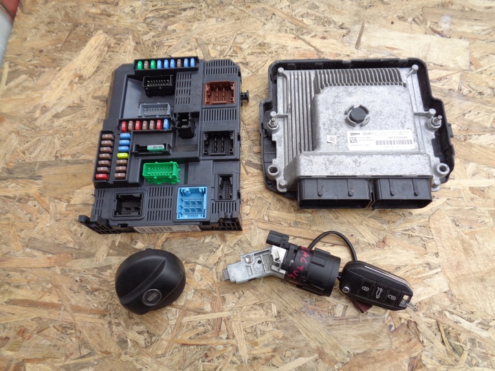 фото №1, Citroen c4 cactus 1.2 thp набір стартовий керування