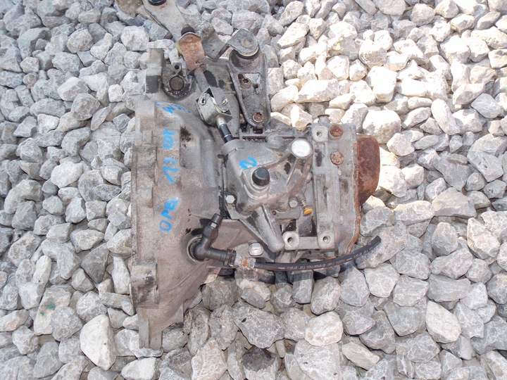 фото №1, Коробка передач коробки передач combo corsa c 1.3 cdti f17w355