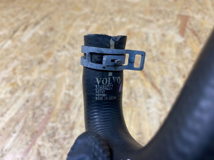 фото №12, Шланг труба шланг воды volvo xc40 ii ev электрик polestar ii 2 31684217