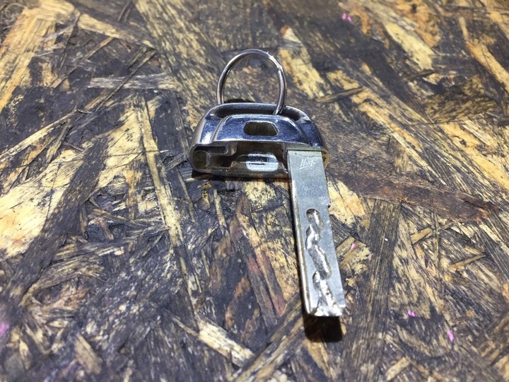 фото №8, Audi a8 d4 ключ pilot keyless 4h0959754k