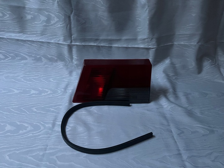 фото №13, Лампа задня права внутрішня peugeot 405 88-96 ory