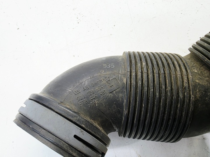 фото №6, Всмоктувальна труба повітря audi volkswagen seat skoda 2.0tdi 5q0129654e 5q0129635