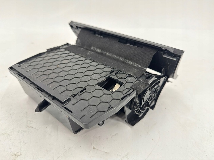 фото №5, Volkswagen golf vii 2020 з спереди бардачок панели распределительной