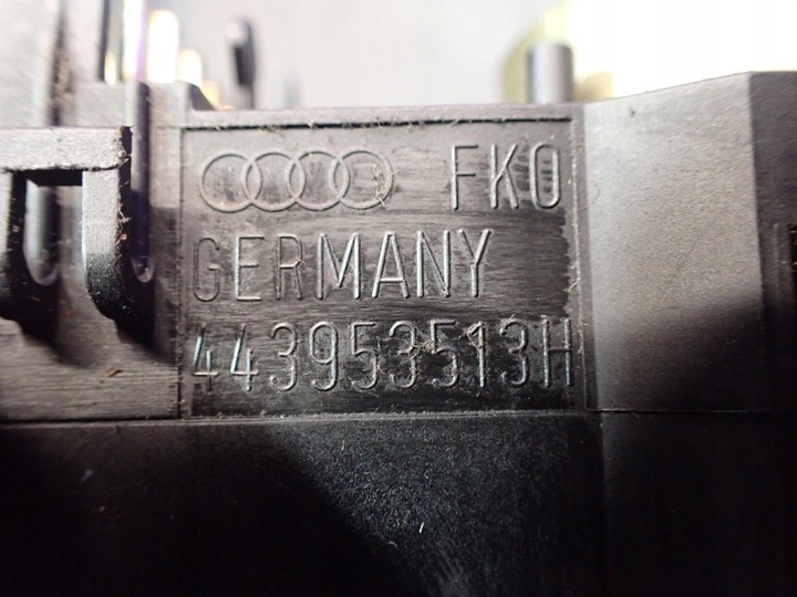 фото №9, Audi 80 b4 sedan 91-96 перемикач комбінований світла 4a0953503