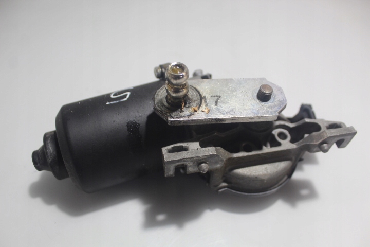 фото №1, Моторчик дворник перед toyota avensis ii t25