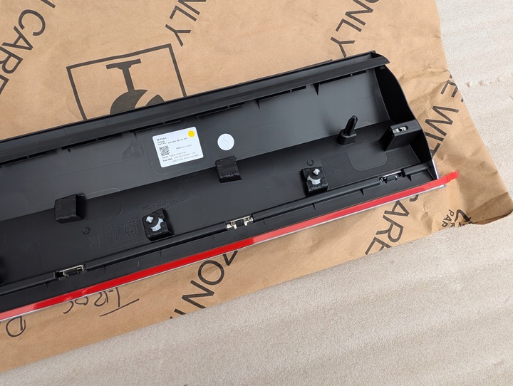 фото №5, Vw t-roc 2ga планка двері правий зад 2ga854950aa