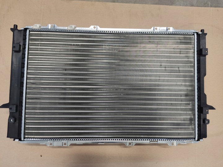 фото №5, Радиаторов воды audi 100 131608-3