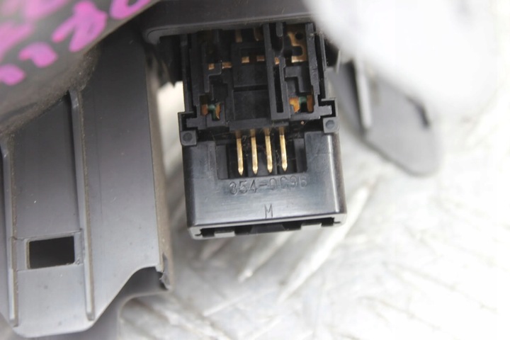 фото №6, Toyota prius xw30 2009 інші перемикачі i кнопки