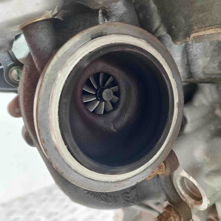 фото №8, Двигатель vw taigo cs1 dlaa 29829842 1.0l 81kw 2023