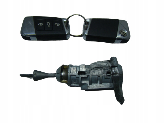 фото №1, Vw passat b8 15r вставка ключ pilot комплект