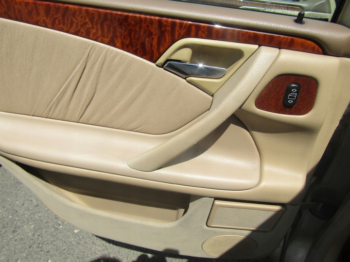 фото №13, Mercedes w210 99-03 рестайлинг сиденье левый правые диван задняя обивка дверь