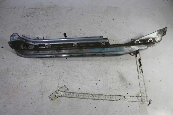 фото №1, Кронштейн крила лівий перед touareg 7l 02-10