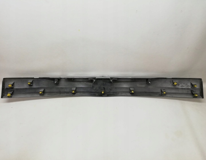 фото №10, Накладка молдинг кришки багажника toyota prius iii 76801-47070 76811-47070
