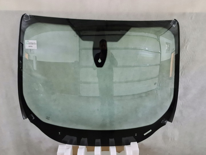 фото №1, Стекло передняя лобовое ford kuga po 2012 года