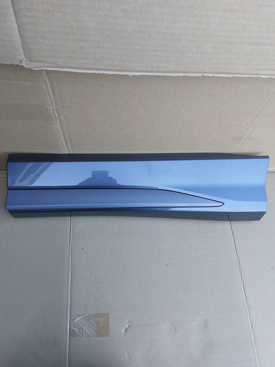 фото №1, Audi q3 ii планка двері ліва зад 83a853969a/b оригінал