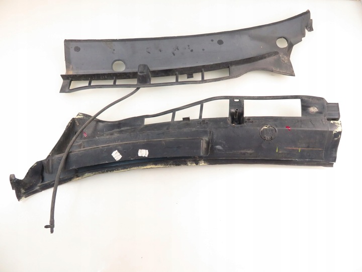 фото №1, Панель под лобовым стеклом skoda octavia i combi 1u5 1u0819404c 1u0819403c