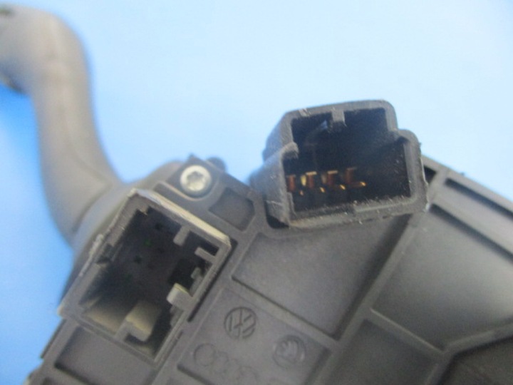 фото №9, Audi a4 b6 sedan перемикач комбінований підкермові важелі 8e0953549f стрічка подушка безпеки