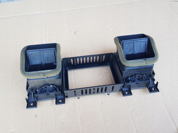 фото №11, Ґрати повітропровід середні / opel vectra c signum рестайлінг 05-08 / дуже гарний