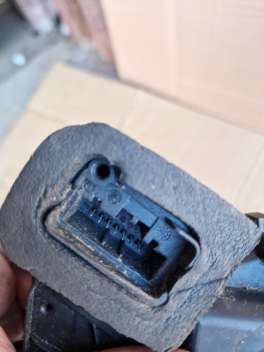 фото №10, Vw polo vi 2g замок двері праві перед 15a5k1837015a