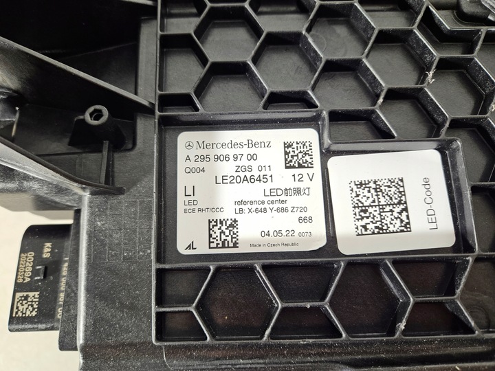 фото №14, Mercedes eqe w295 полный led лампа левая правая перед