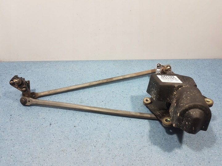 фото №1, Volvo v40 i рестайлінг механізм двигунчик двірник перед d4192t3