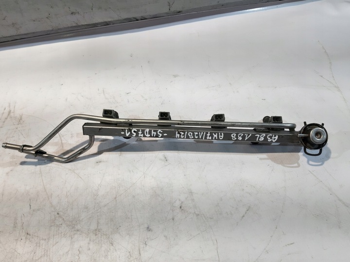 фото №9, Планка вприскувальний форсунки audi a3 8l 1.8b 06a133317b