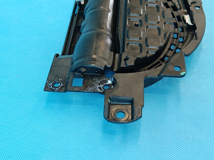 фото №12, Vw arteon liftback 2,0 tdi 147kw 22r панорама планка крышная рама 3g5877049