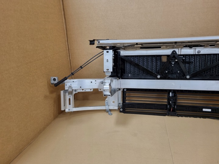 фото №12, Mercedes c-klasa w206 206 pas переднее усилитель a2066200000