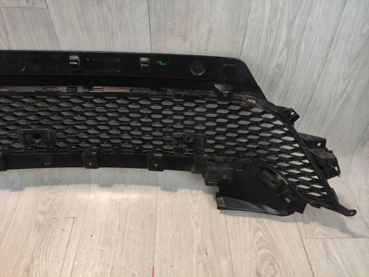 фото №10, Land rover evogue ii 2 решётка средняя бампера перед k8d217f791
